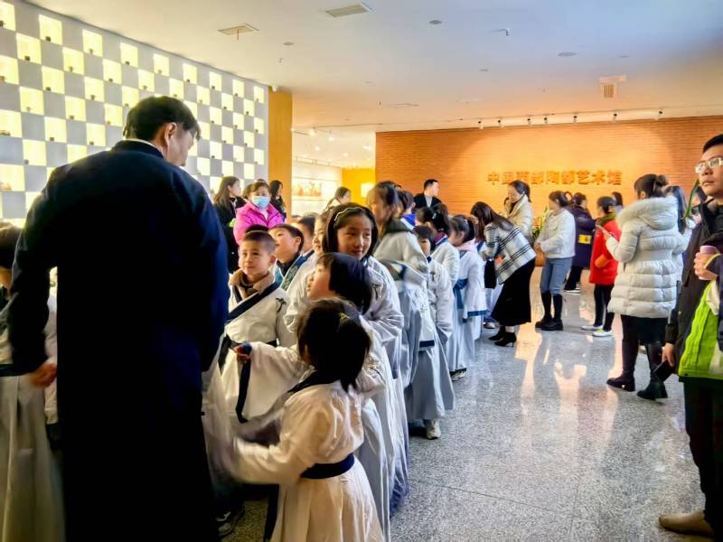 文化赋能：万荣县魔创文旅挖掘城市文化资源的实践探索